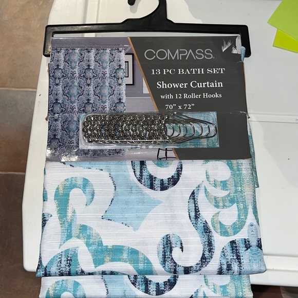 Compass bath set Shower Curtain 12 hooks 70” x 72” brand new Washable material - Picture 1 of 5